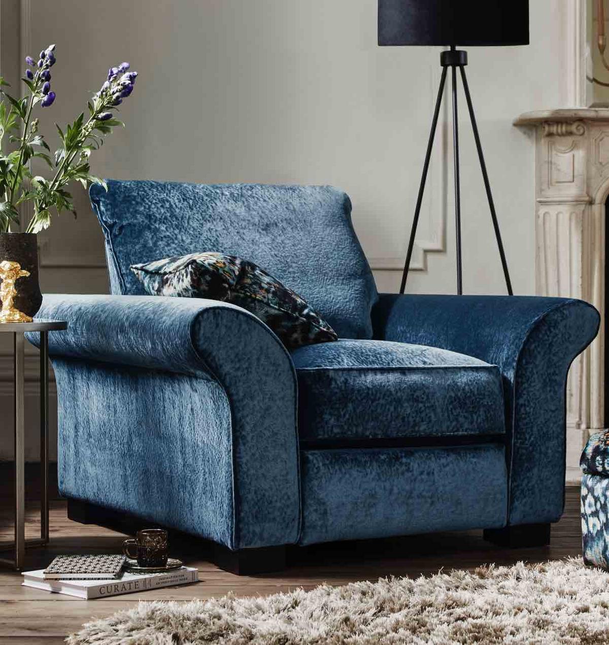 12050_SEO_DRAFT_HOI Improvements_7 Beautiful Blue Bedroom Ideas_2